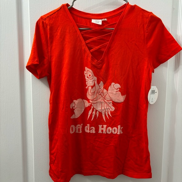 1. Disney x Junk Food Sebastian “Off Da Hook” Little Mermaid Shirt NWT - Picture 1 of 6